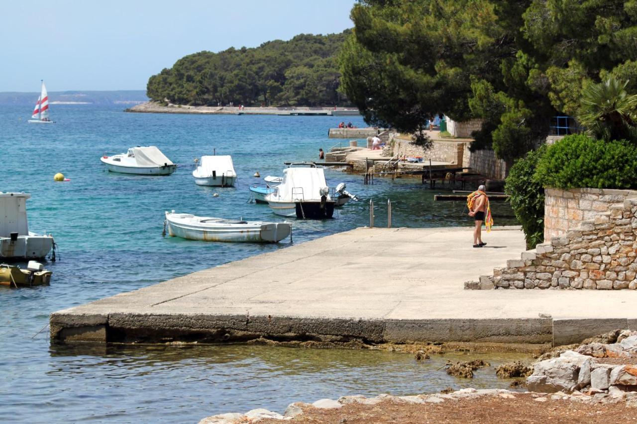 Apartments With A Parking Space Mali Lošinj Dış mekan fotoğraf