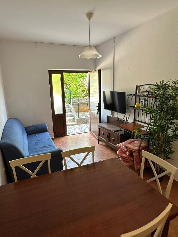 Apartments With A Parking Space Mali Lošinj Dış mekan fotoğraf
